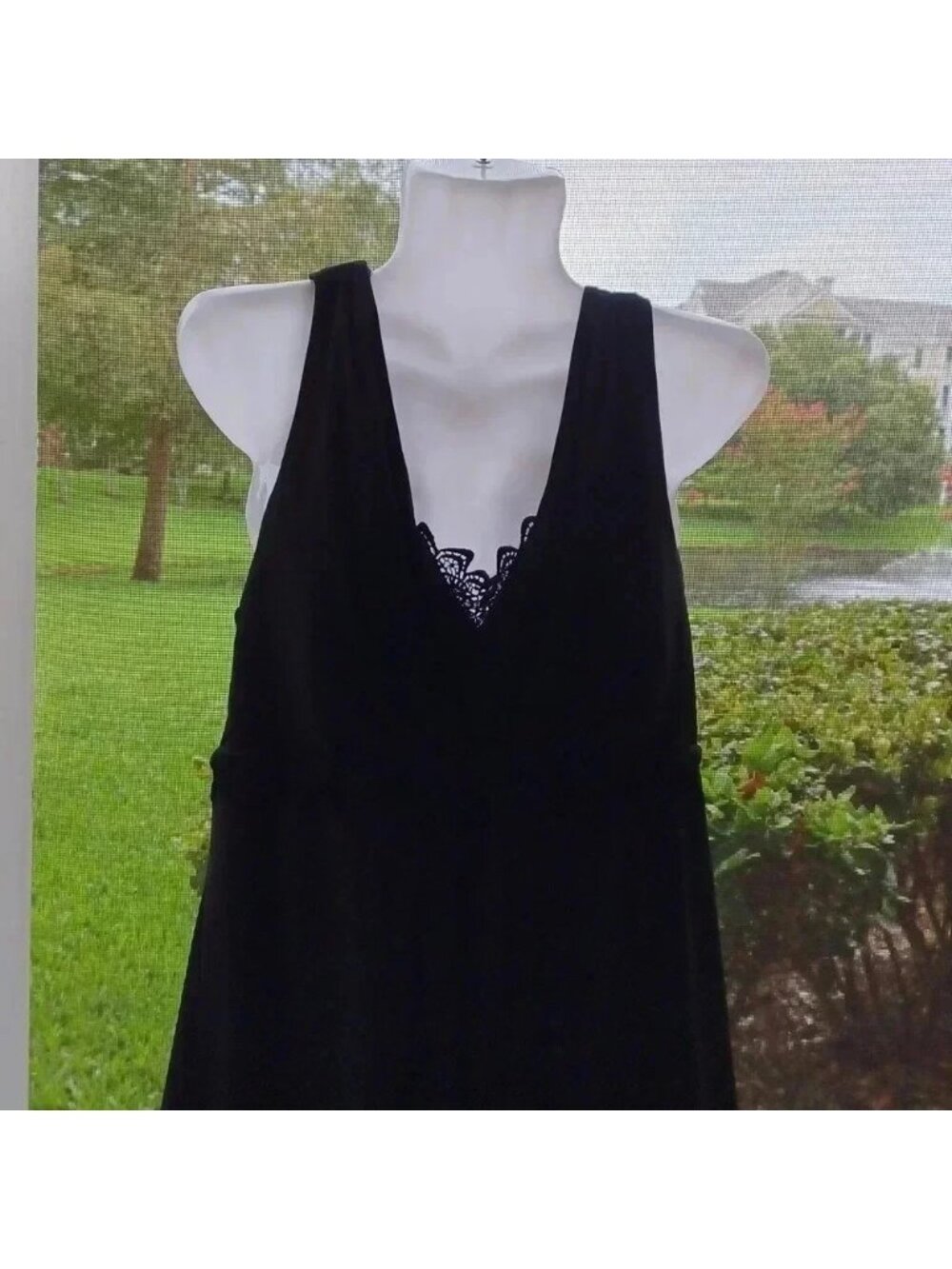> Black dress with high waiste and cute back Women's Size 14 - Picture 2 of 15